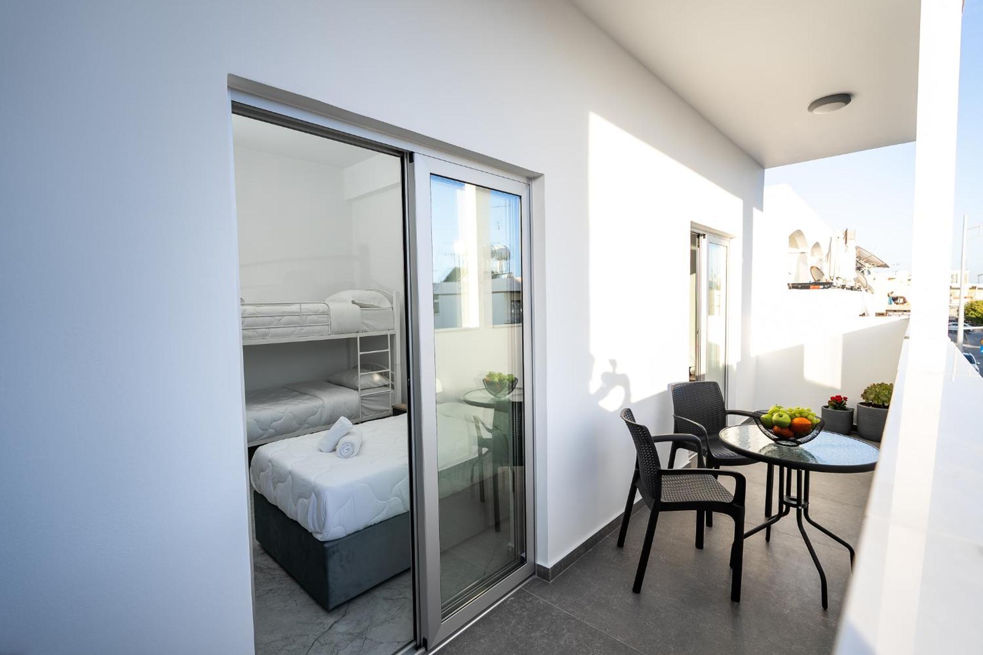 Spiros Luxury Apartments Agia Napa Exterior foto